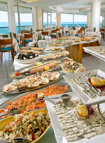 Hotel Majestic - image 10