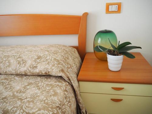 Two-Bedroom Apartment with Terrace image 8