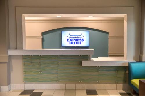 Lobby, Cedar Point's Express Hotel in Sandusky (OH)