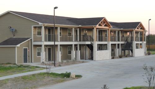 Eagle's Den Suites Carrizo Springs a Travelodge by Wyndham