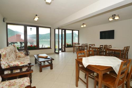 Vila Golful Dunării Vila Golful Dunării