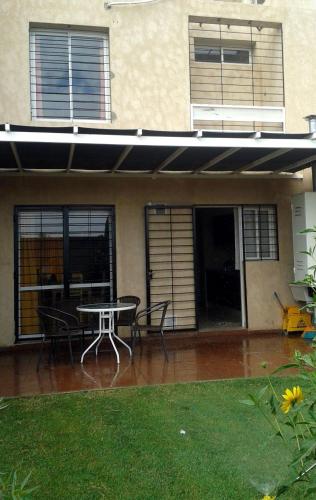 Garden, Duplex Kirara near Domingo Faustino Sarmiento Airport