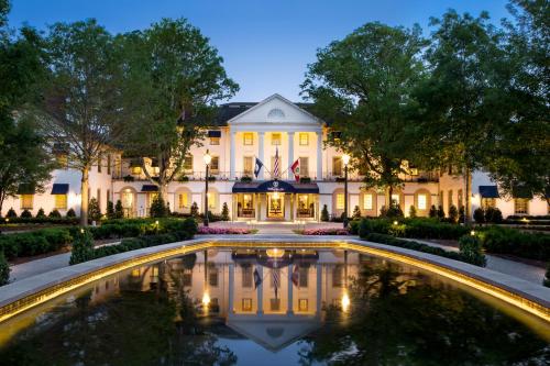 Williamsburg Inn, an official Colonial Williamsburg Hotel