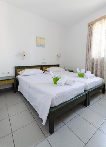 One-Bedroom Apartment with City View image 6