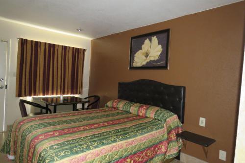 Florentina Motel - Los Angeles - image 5