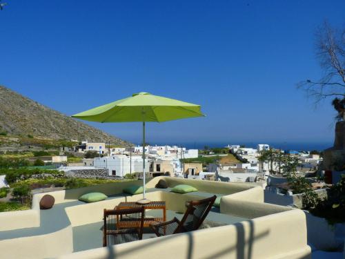  Barbarossa Suites in Emporio Santorini