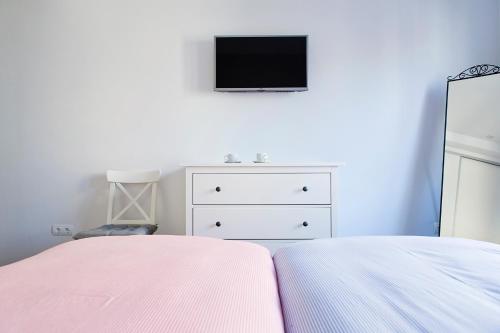 Hello Malaga Flat Victoria