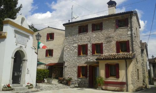  Sottocroda House in Revine Lago