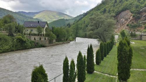 holiday home RIVER HOUSE