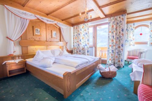 96868928 Hotel Neue Post