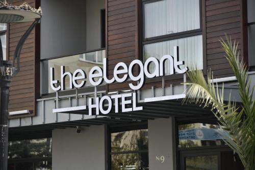 The Elegant Hotel - image 6