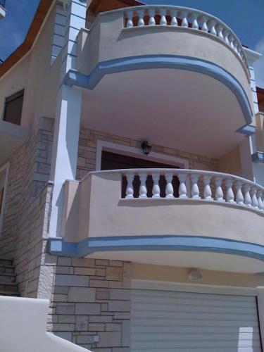  Demi's House Vrachos in Ligia