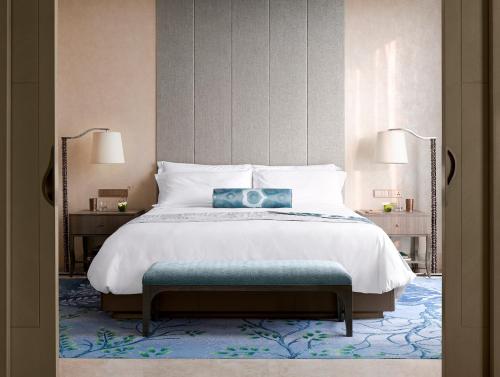 Raffles Jakarta Room Type - Raffles King Room