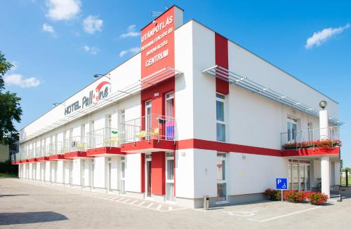 Ieeja, Hotel Pallone in Balatonfjūrda