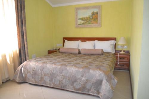 Hotel Strike - image 5
