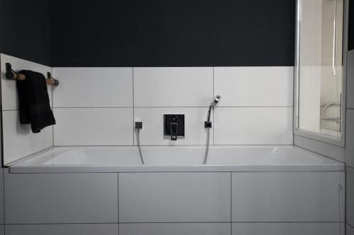 Weimar Central Artist Loft - 120 m2 - main image