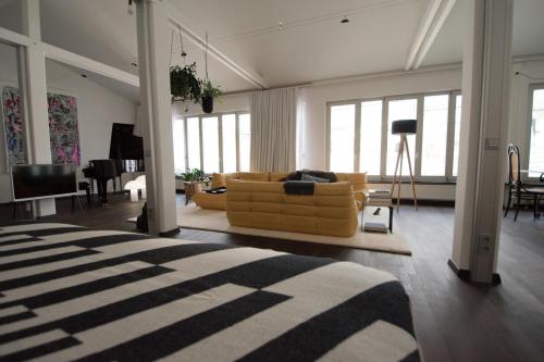 Weimar Central Artist Loft - 120 m2 - image 4