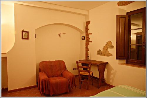 Agriturismo Poggio Macinaio - Tap to explore photos