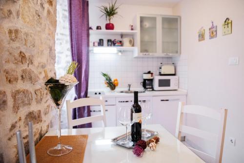 Apartment Peristil Cardo, Split (photo 3)