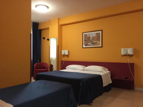 Triple room