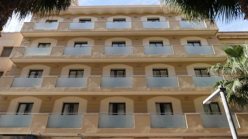 . Hotel Rusadir