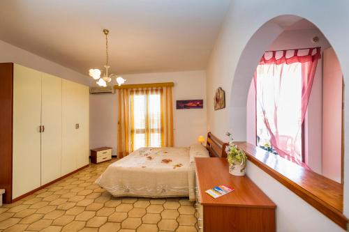 Apartment with Terrace image 7