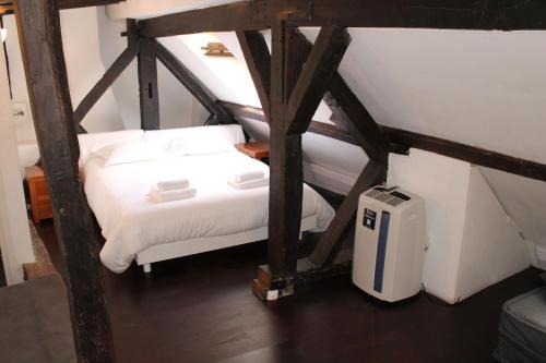 Gregoire Apartment - image 6