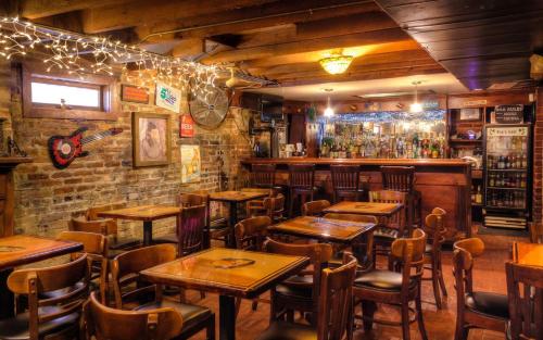حانة/استراحة, Olde Town Inn in Olde Town