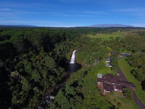 The Inn at Kulaniapia Falls Hilo