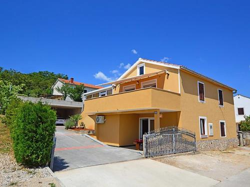  Kuca Cuk, Ferienwohnung in Risika