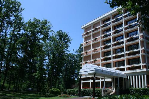 Le Grand Monarque - Hôtel - Melun