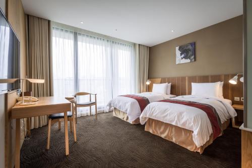 Standard Twin Room room in Green World NanGang