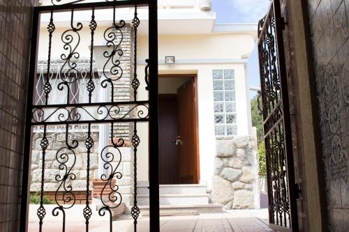 Metro Vilar Suites & Villas - image 12