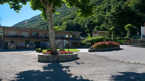  Camping Darna, Pension in Porlezza