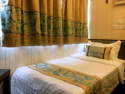 Single Room image 2