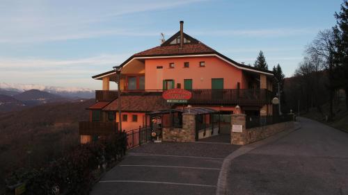  Locanda al Trivio, Castelmonte bei Coccau