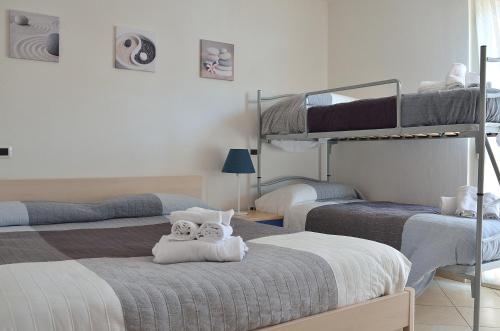 Two-Bedroom Apartment (6 Adults) image 1