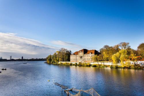 Schloss Plaue - image 2