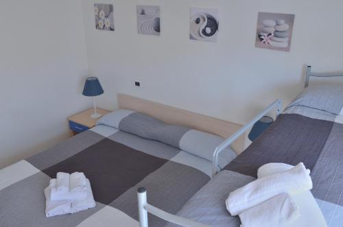 Two-Bedroom Apartment (6 Adults) image 2
