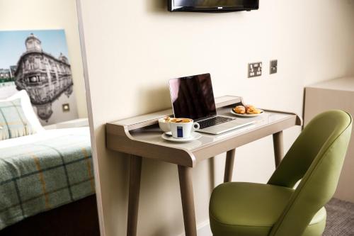 Mercure Hull Grange Park Hotel - main image