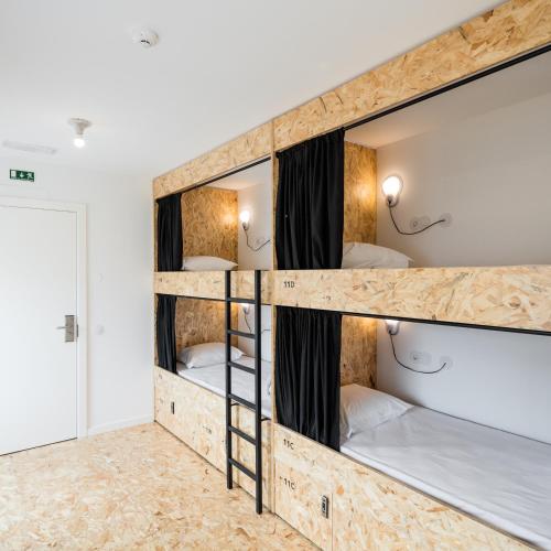 Hostel Conii & Suites Algarve in Quarteira