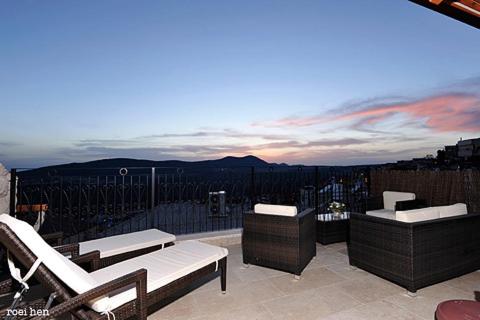 Balcony/terrace, Old City Inn in Safed