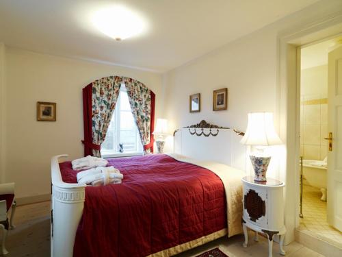 Broholm Castle - image 2