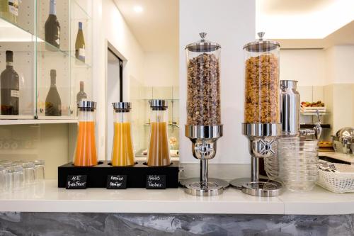 43 Station Hotel - image 3