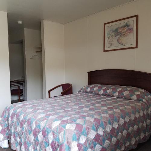 1 queen bed