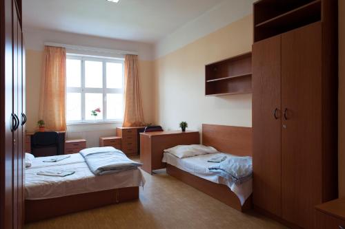 Roosevelt Hostel – Prague, PA