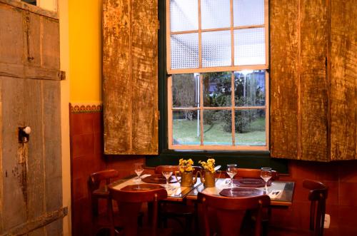 Étterem, Casa do Manequinho Hotel e Restaurante in Piraí (Rio de Janeiro)