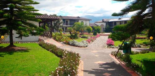 Hosteria Hacienda Pueblo Viejo