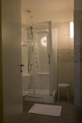 Bathroom, Hotel Calinferno in Codogne