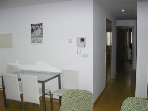 Apartamento con balcón